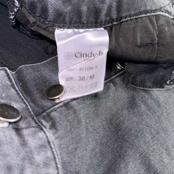 CINDY H High-waist Denim Shorts - Picture 3 of 5